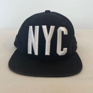 H&M SnapBack hat